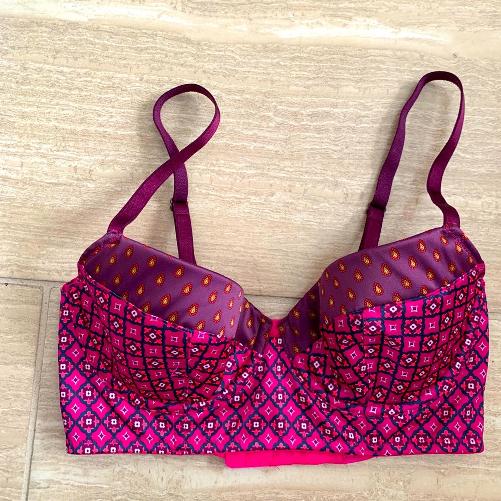 Victoria Secret Bra 32C Brand New, Never worn